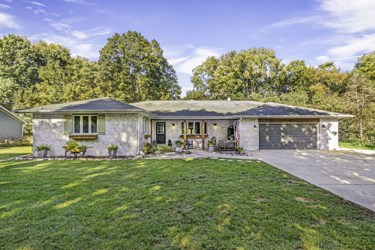 555 Old Mill Road, Plano, IL 60545 Main Photo