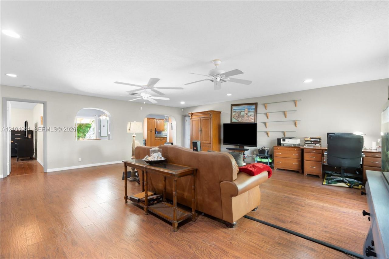 7200 NW 92nd Ter , Tamarac, FL 33321 Photo