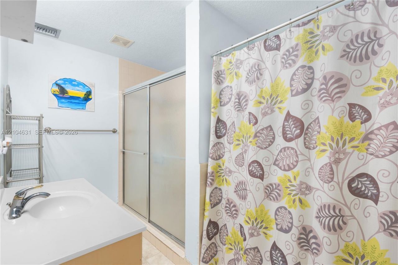 7200 NW 92nd Ter , Tamarac, FL 33321 Photo