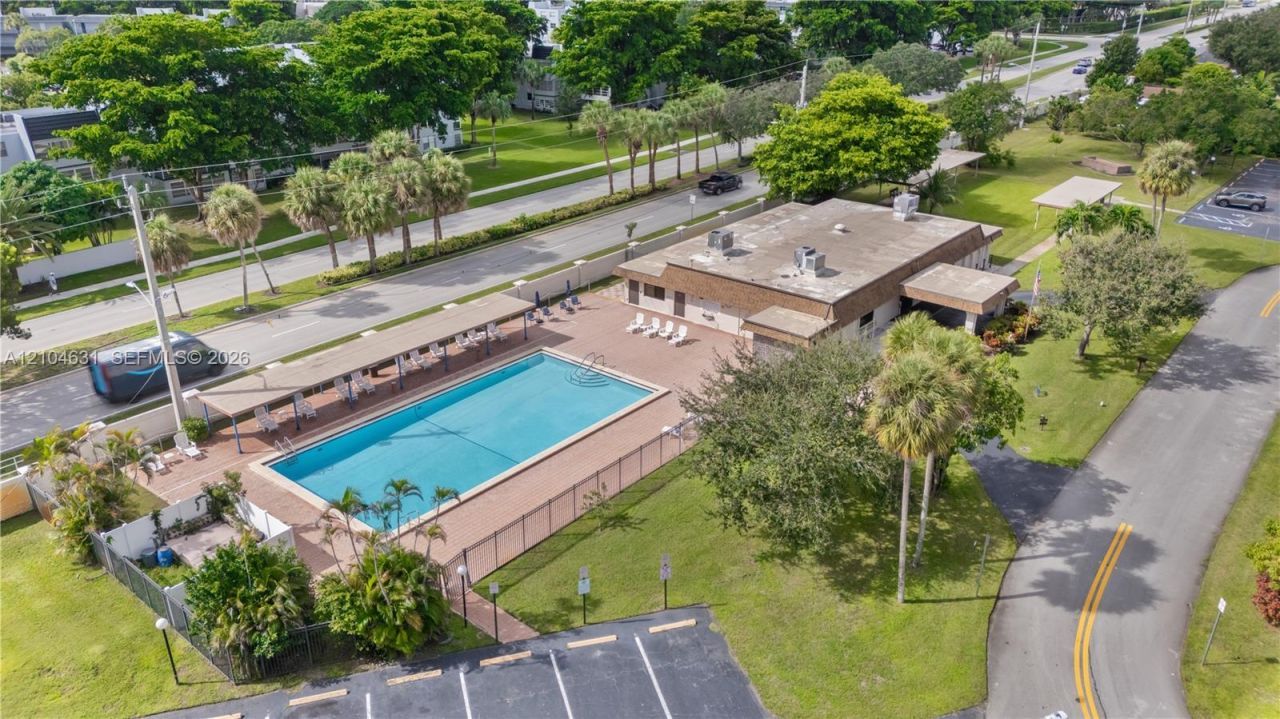 7200 NW 92nd Ter , Tamarac, FL 33321 Photo