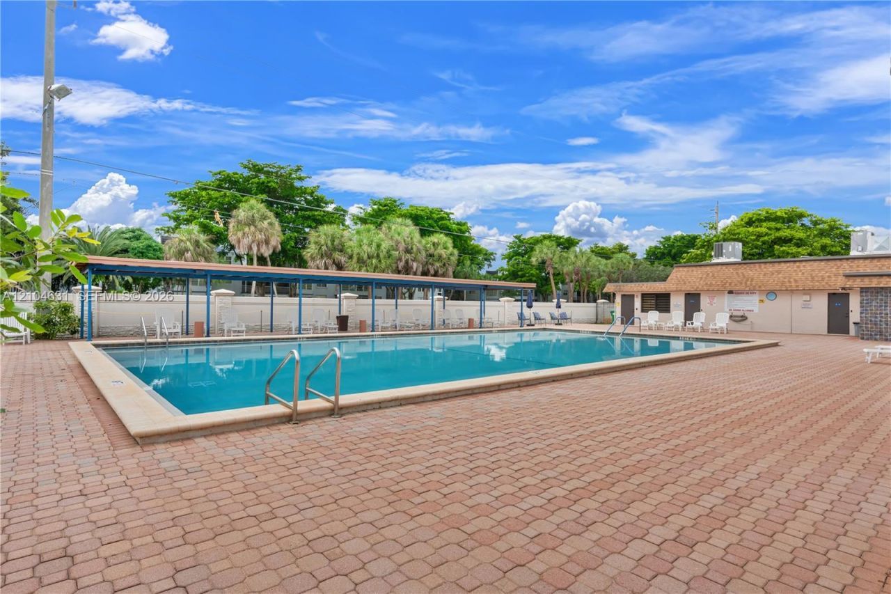 7200 NW 92nd Ter , Tamarac, FL 33321 Photo