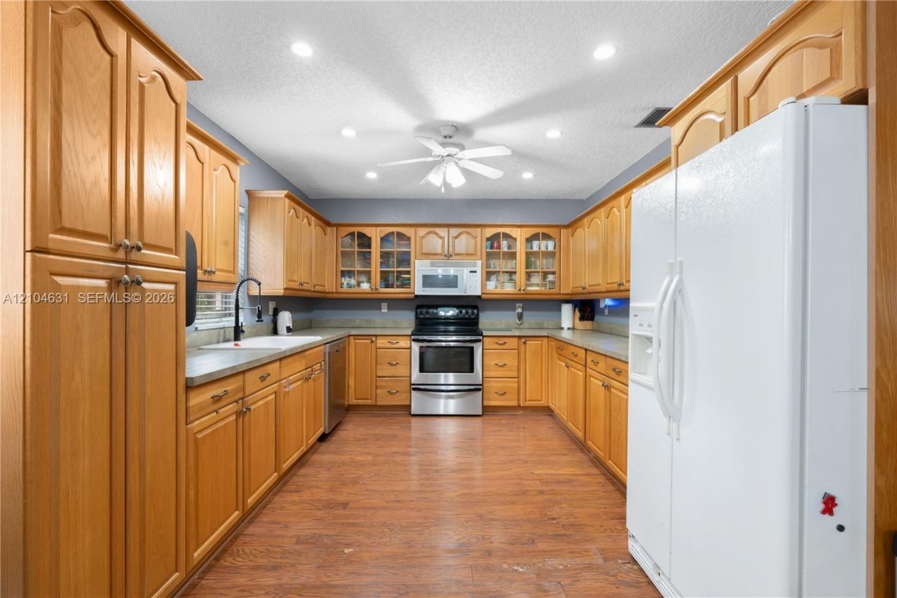 7200 NW 92nd Ter , Tamarac, FL 33321 Photo