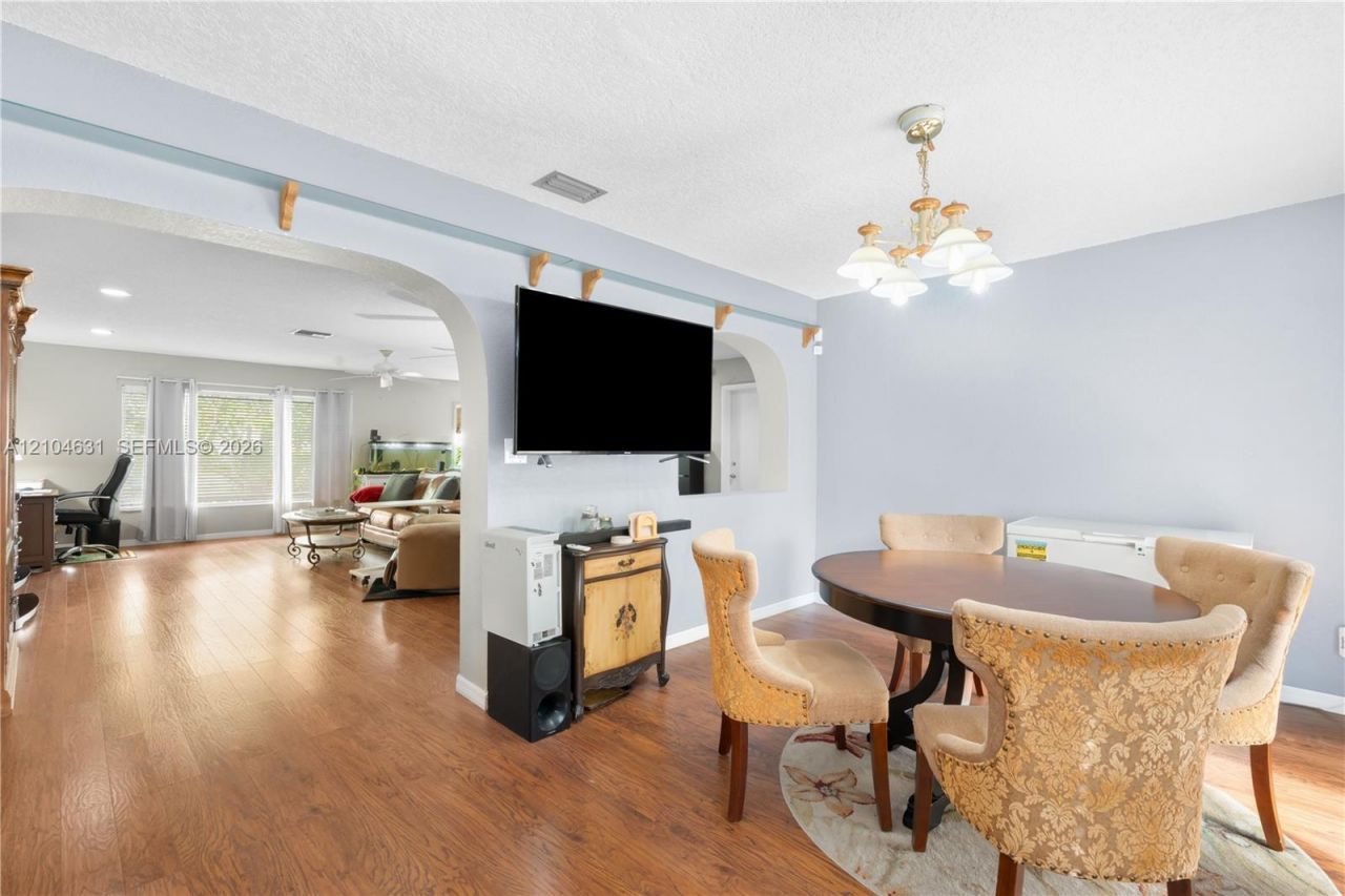 7200 NW 92nd Ter , Tamarac, FL 33321 Photo