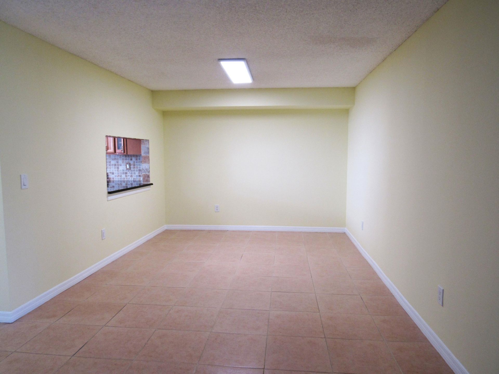 140 Lake Nancy Lane, Unit 216, West Palm Beach, FL 33411 Photo