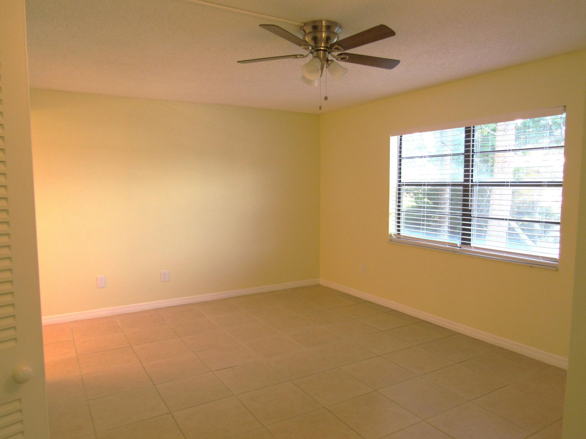140 Lake Nancy Lane, Unit 216, West Palm Beach, FL 33411 Photo