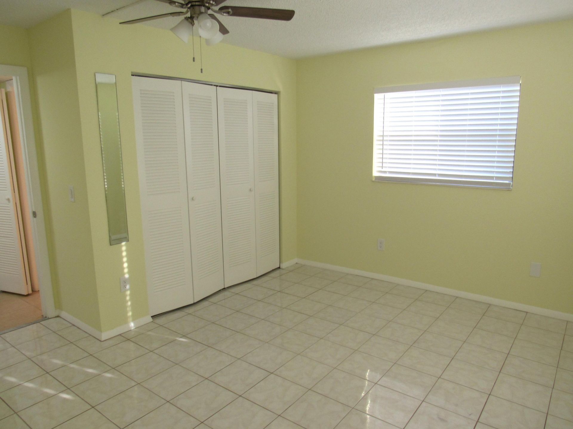 140 Lake Nancy Lane, Unit 216, West Palm Beach, FL 33411 Photo