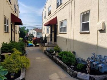 1069-2 COLWELL LANE, CONSHOHOCKEN, PA 19428