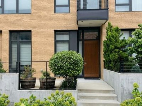 4101 Laclede Avenue , St Louis, MO 63108