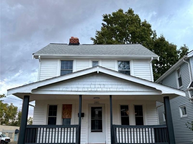 1443 E 195th Street, Euclid, OH 44117 Photo 1