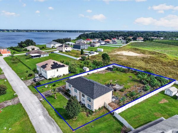 321 LAKE HILLS LN , EAGLE LAKE, FL 33839