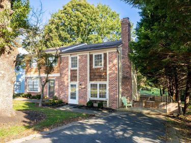 2368 WHITNEY CT, CHARLOTTESVILLE, VA 22911