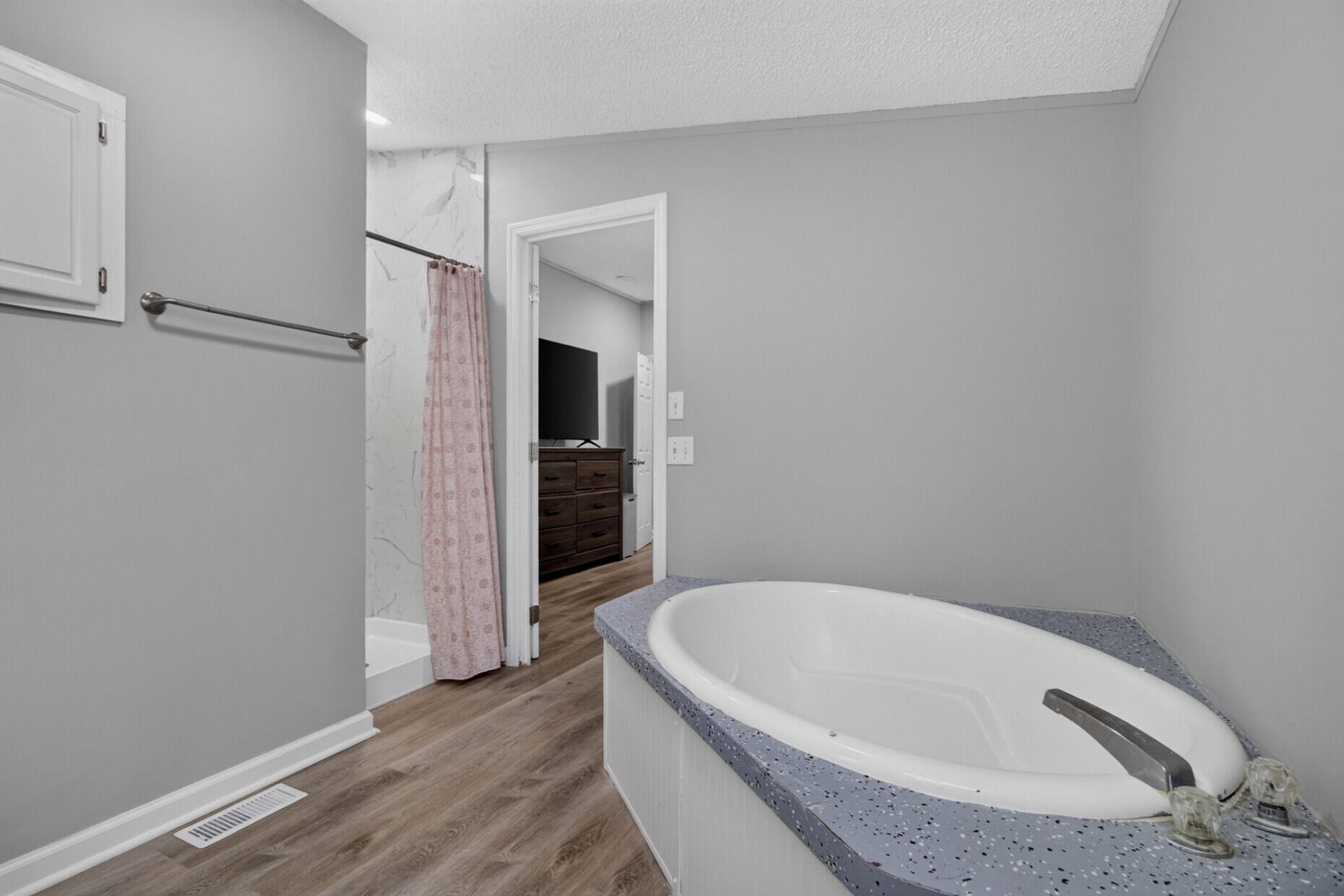 3952 Clover Hill Road Photo 30