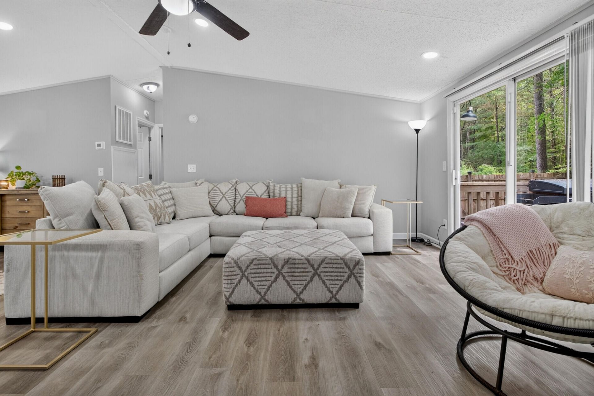 3952 Clover Hill Road Photo 5