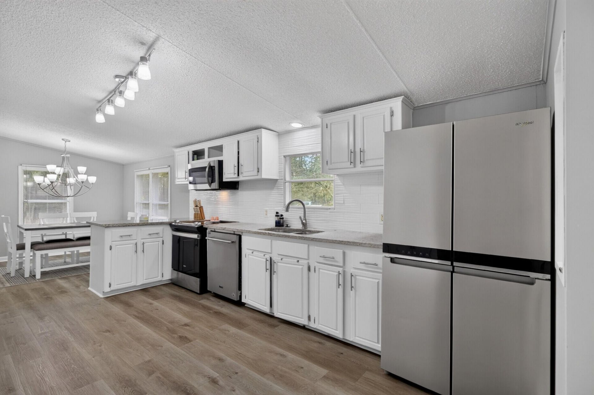 3952 Clover Hill Road Photo 6