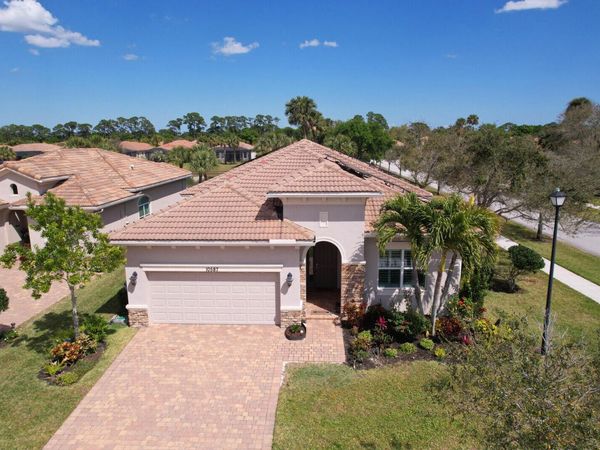 10587 SW Capraia Way, Port St. Lucie, FL 34986