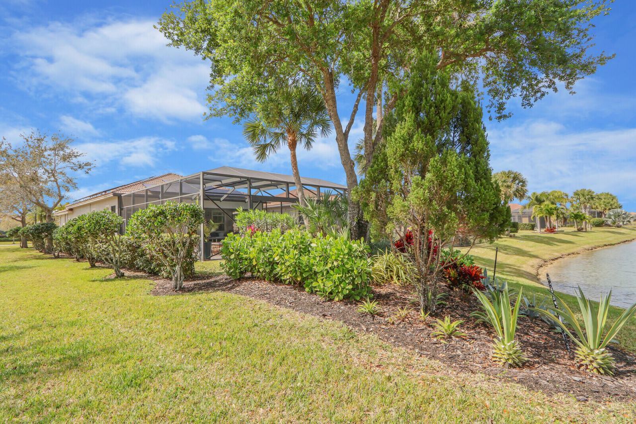 10587 SW Capraia Way, Port Saint Lucie, FL 34986 Photo