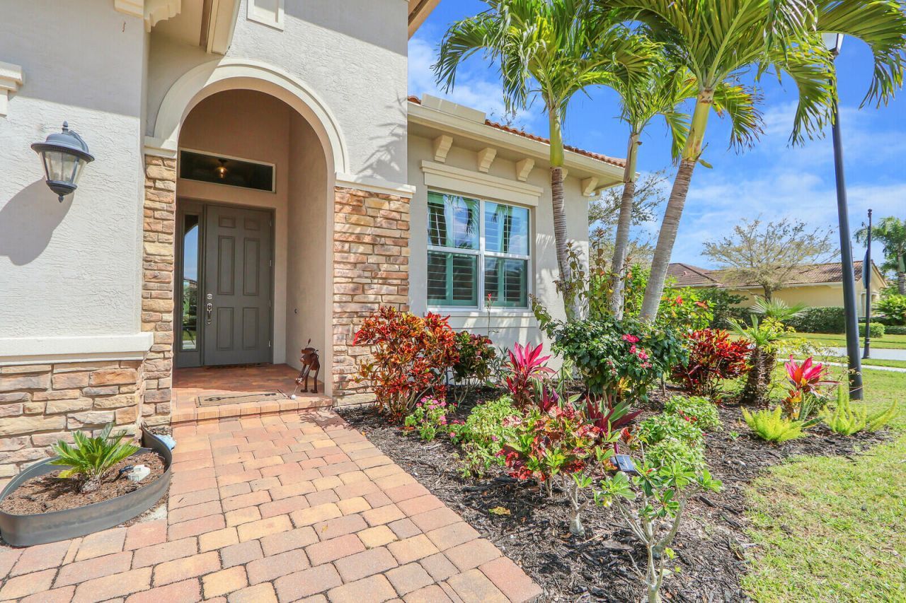 10587 SW Capraia Way, Port Saint Lucie, FL 34986 Photo