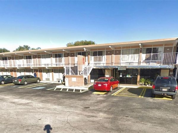 6010 COUNTY ROAD 579 , SEFFNER, FL 33584