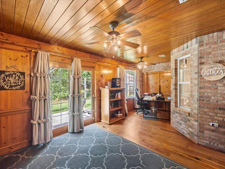 Property Image 37