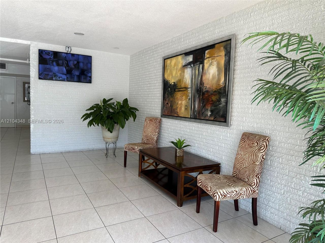 1460 NE 169th St, Unit 211, Miami, FL 33162 Photo
