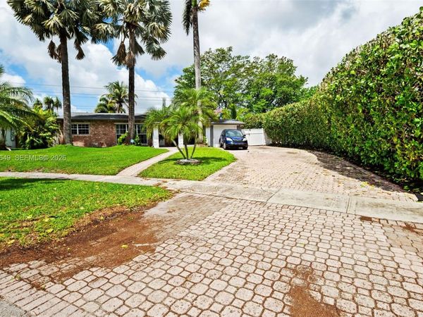 911 SW 51st Ave , Plantation, FL 33317