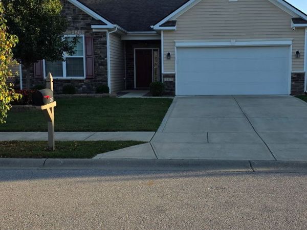 2417 Creekland Drive, Columbus, IN 47201