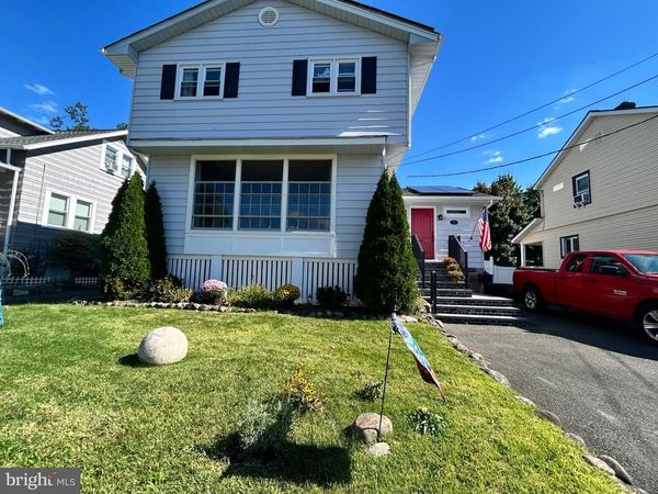 92 BRADFORD AVENUE, LITTLE FALLS, NJ 07424