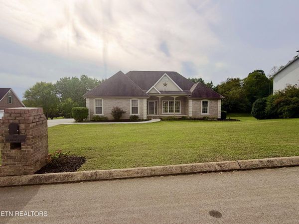 209 Meadow Lane, Madisonville, TN 37354