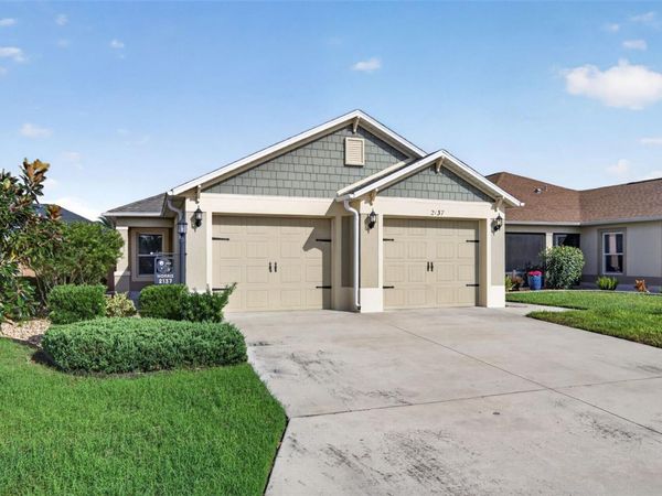 2137 LOCKLIN LANE , THE VILLAGES, FL 32163