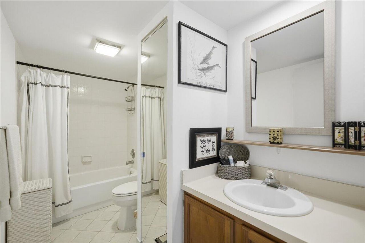 5714 SE Windsong Lane, Unit 327, Stuart, FL 34997 Photo