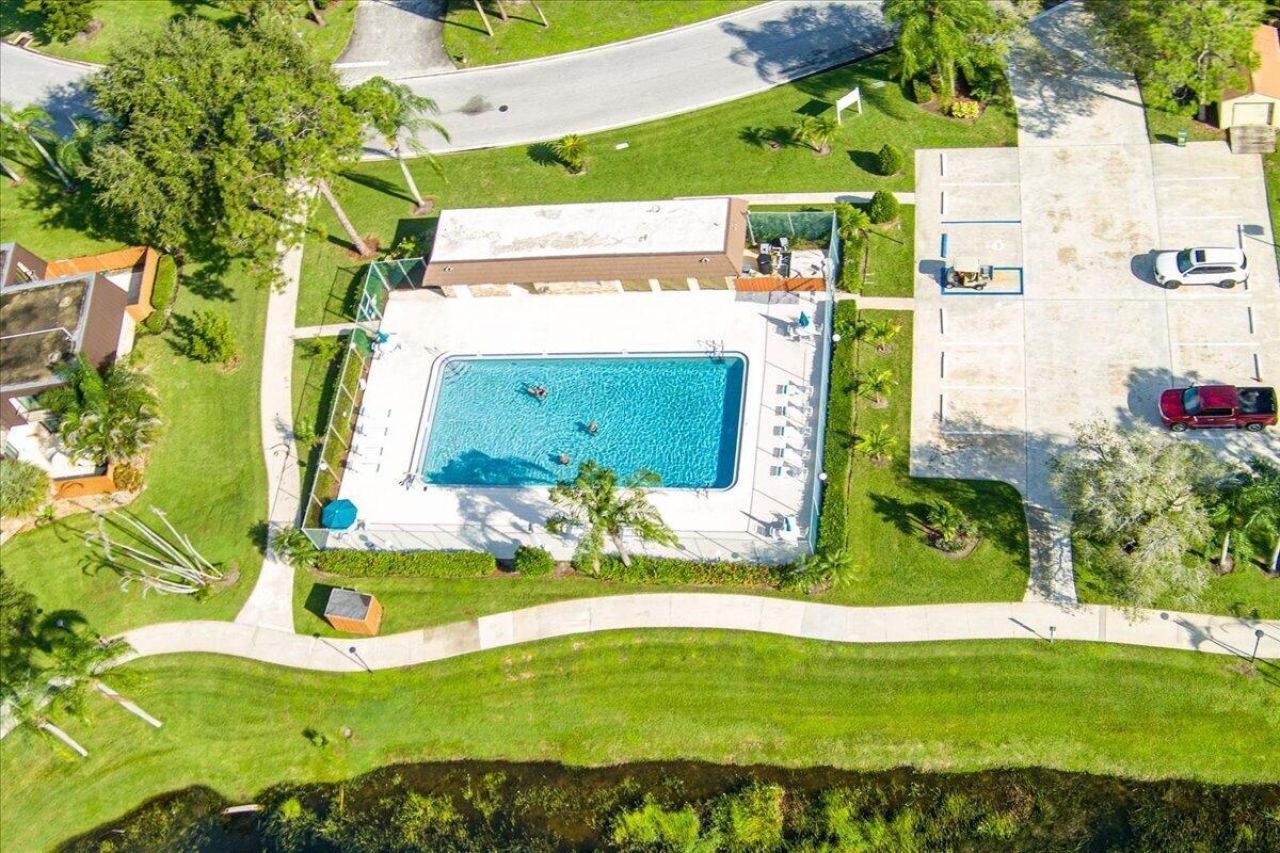 5714 SE Windsong Lane, Unit 327, Stuart, FL 34997 Photo
