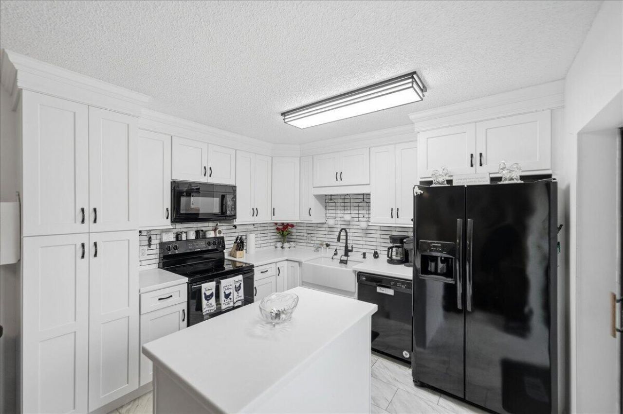 5714 SE Windsong Lane, Unit 327, Stuart, FL 34997 Photo