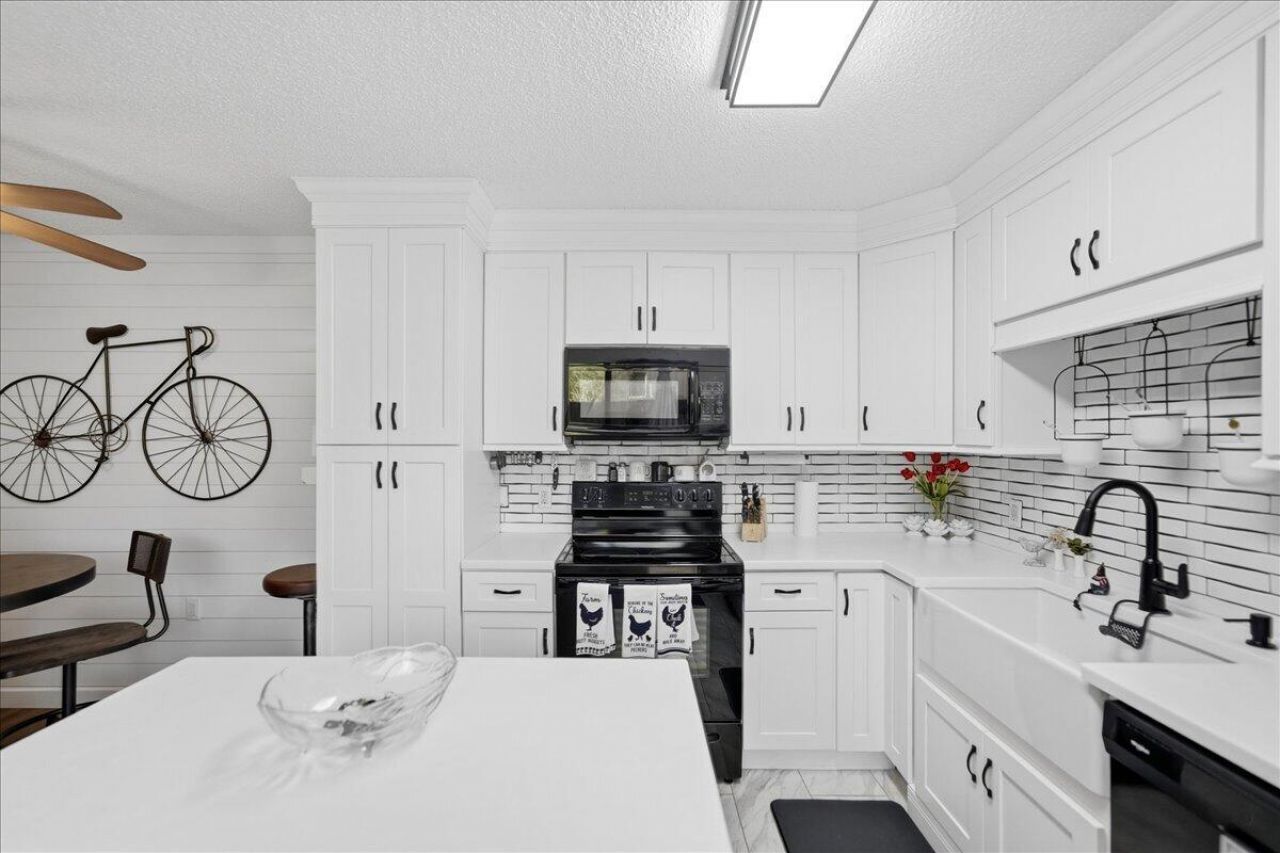 5714 SE Windsong Lane, Unit 327, Stuart, FL 34997 Photo