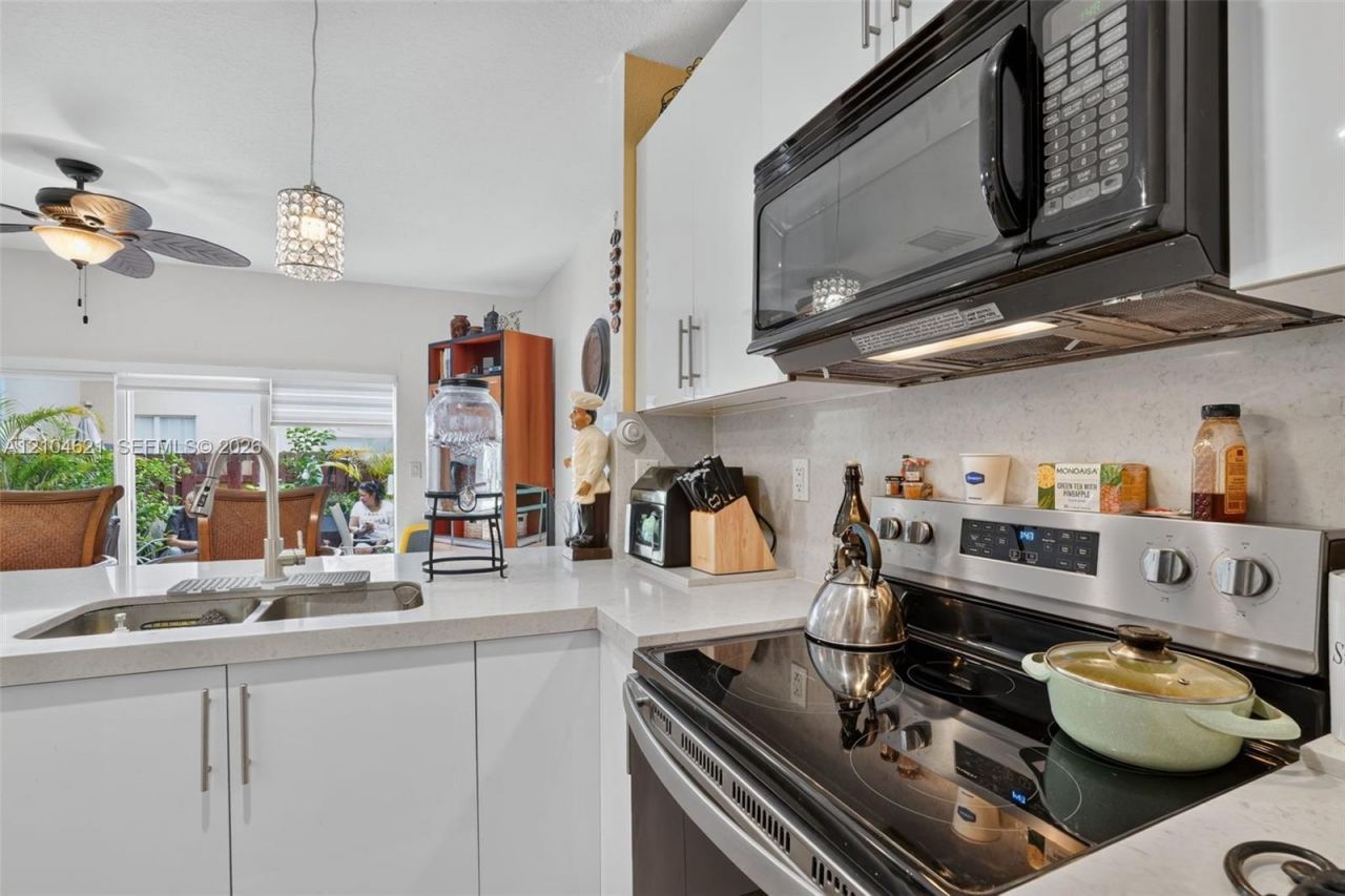 1490 NE 33rd Rd, Unit 104-18, Homestead, FL 33033 Photo