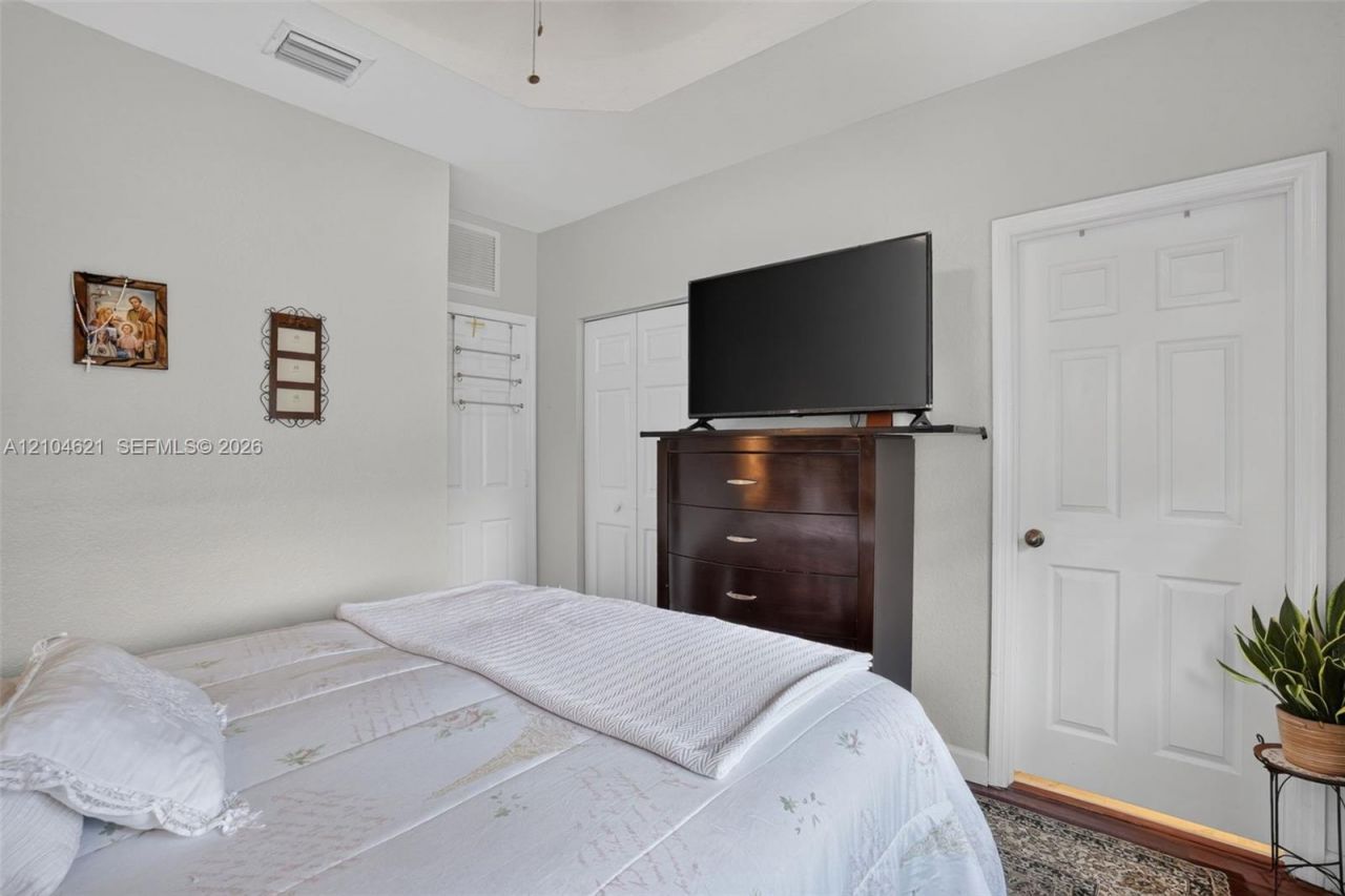 1490 NE 33rd Rd, Unit 104-18, Homestead, FL 33033 Photo