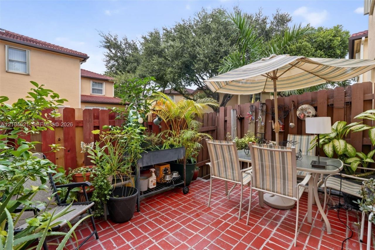 1490 NE 33rd Rd, Unit 104-18, Homestead, FL 33033 Photo