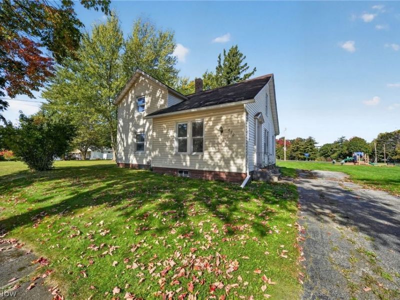 472 Detroit Street, Conneaut, OH 44030 Photo 2