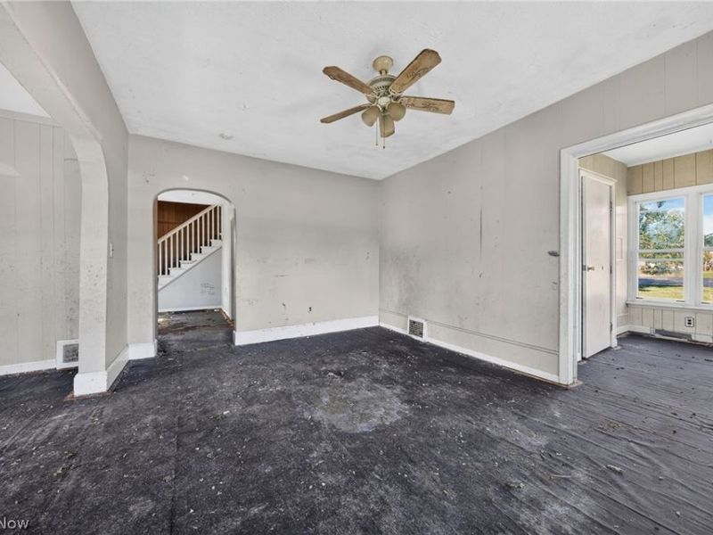 472 Detroit Street, Conneaut, OH 44030 Photo 23