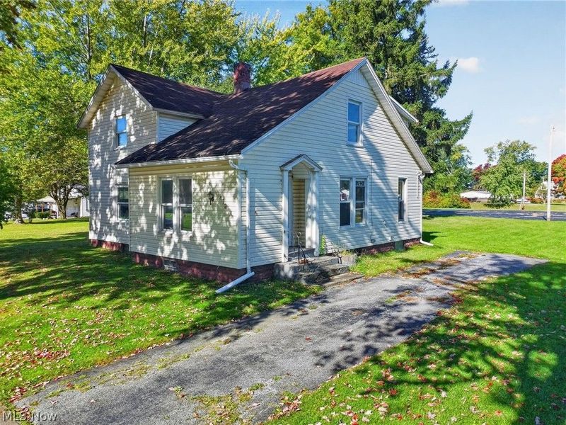 472 Detroit Street, Conneaut, OH 44030 Photo 3