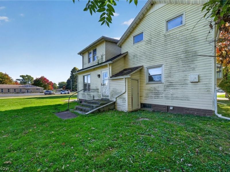 472 Detroit Street, Conneaut, OH 44030 Photo 7