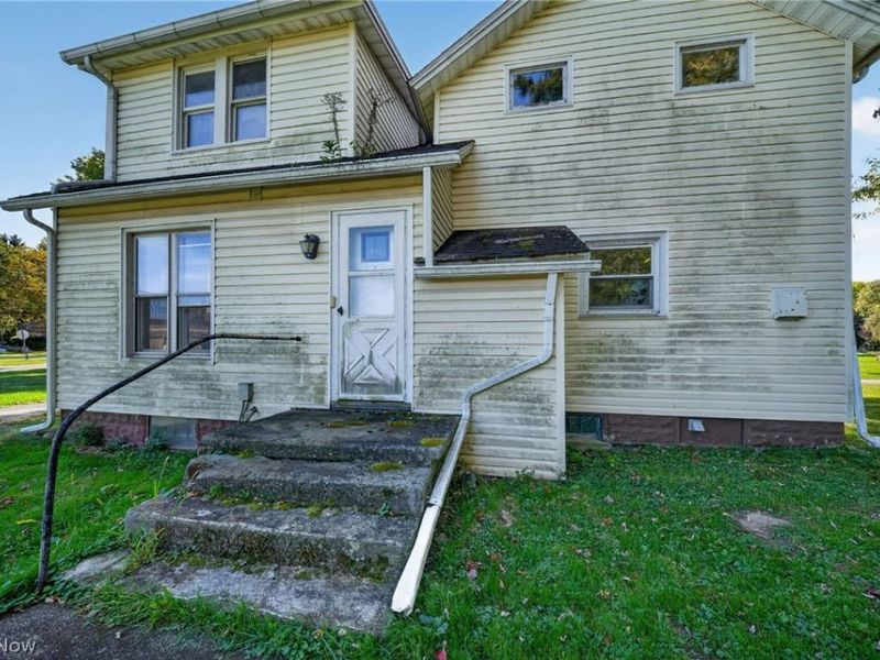 472 Detroit Street, Conneaut, OH 44030 Photo 9