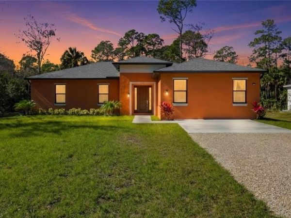 2167 Della DR , NAPLES, FL 34117