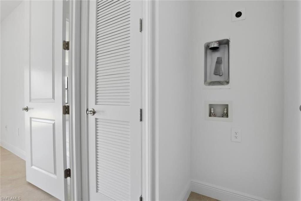 2167 Della Dr , Naples, FL 34117 Photo