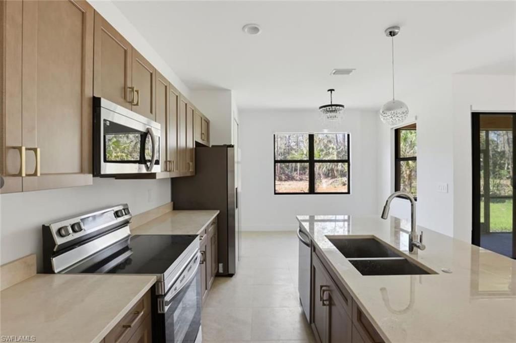 2167 Della Dr , Naples, FL 34117 Photo