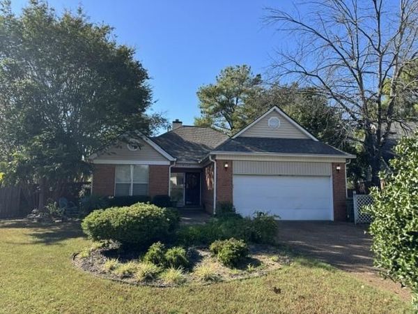 8140 WALNUT VALLEY CV, Cordova, TN 38018