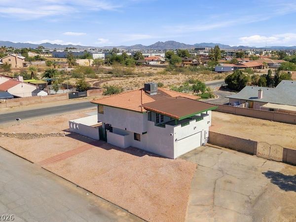 3731 W Moberly Avenue , Las Vegas, NV 89139