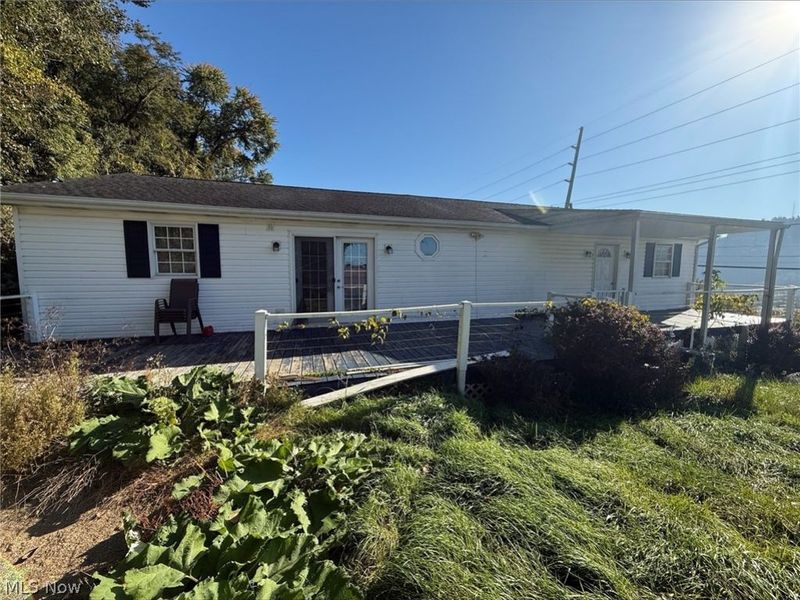821 Woods Lane, Martins Ferry, OH 43935 Photo 9
