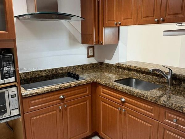 11790 SW 18th St , Unit 425-3, Miami, FL 33175