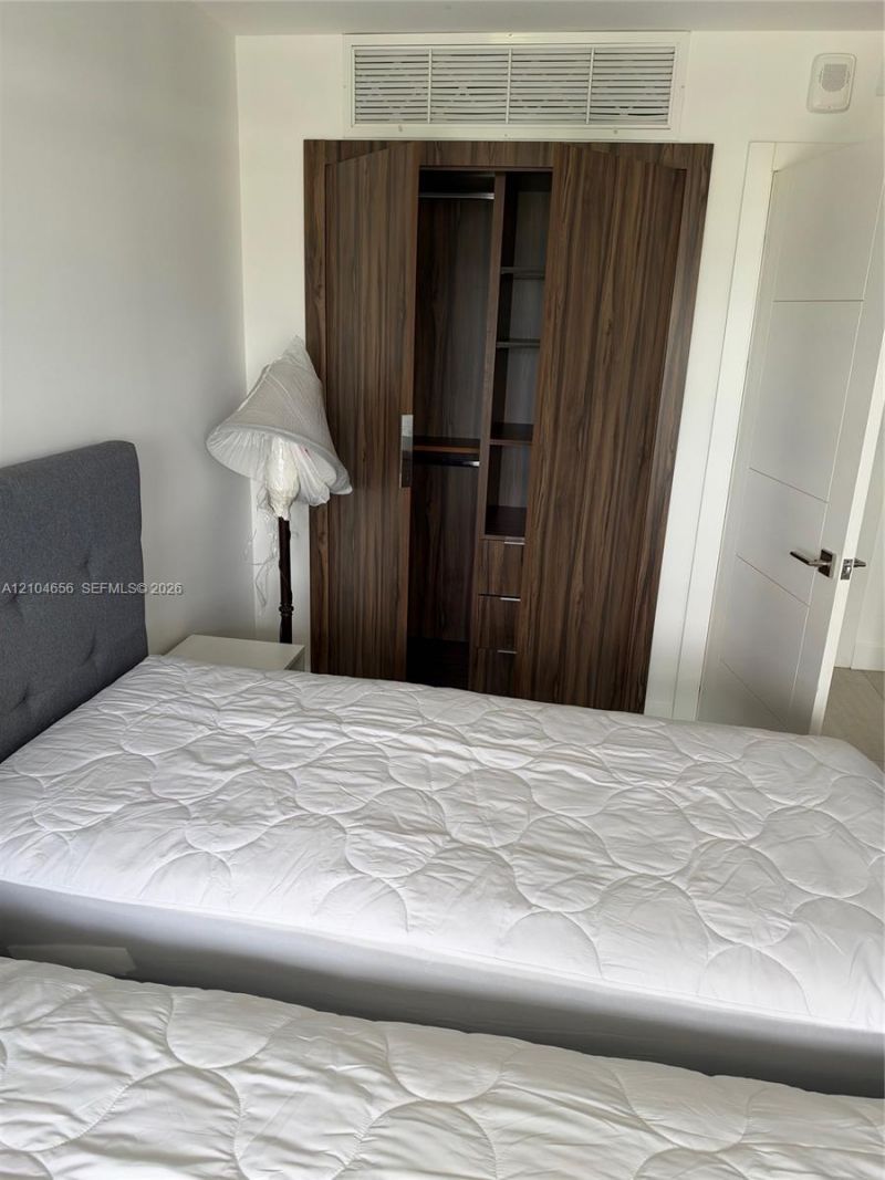 9801 Collins Ave, Unit 12Q, Bal Harbour, FL 33154 Photo