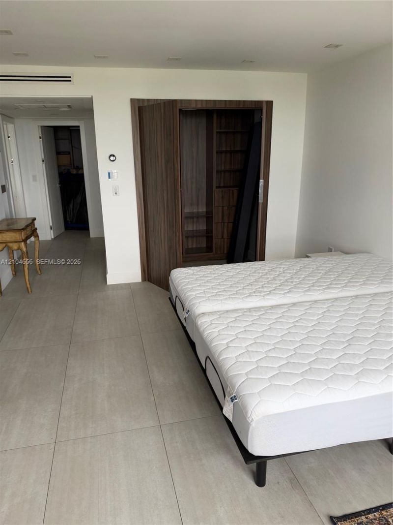 9801 Collins Ave, Unit 12Q, Bal Harbour, FL 33154 Photo